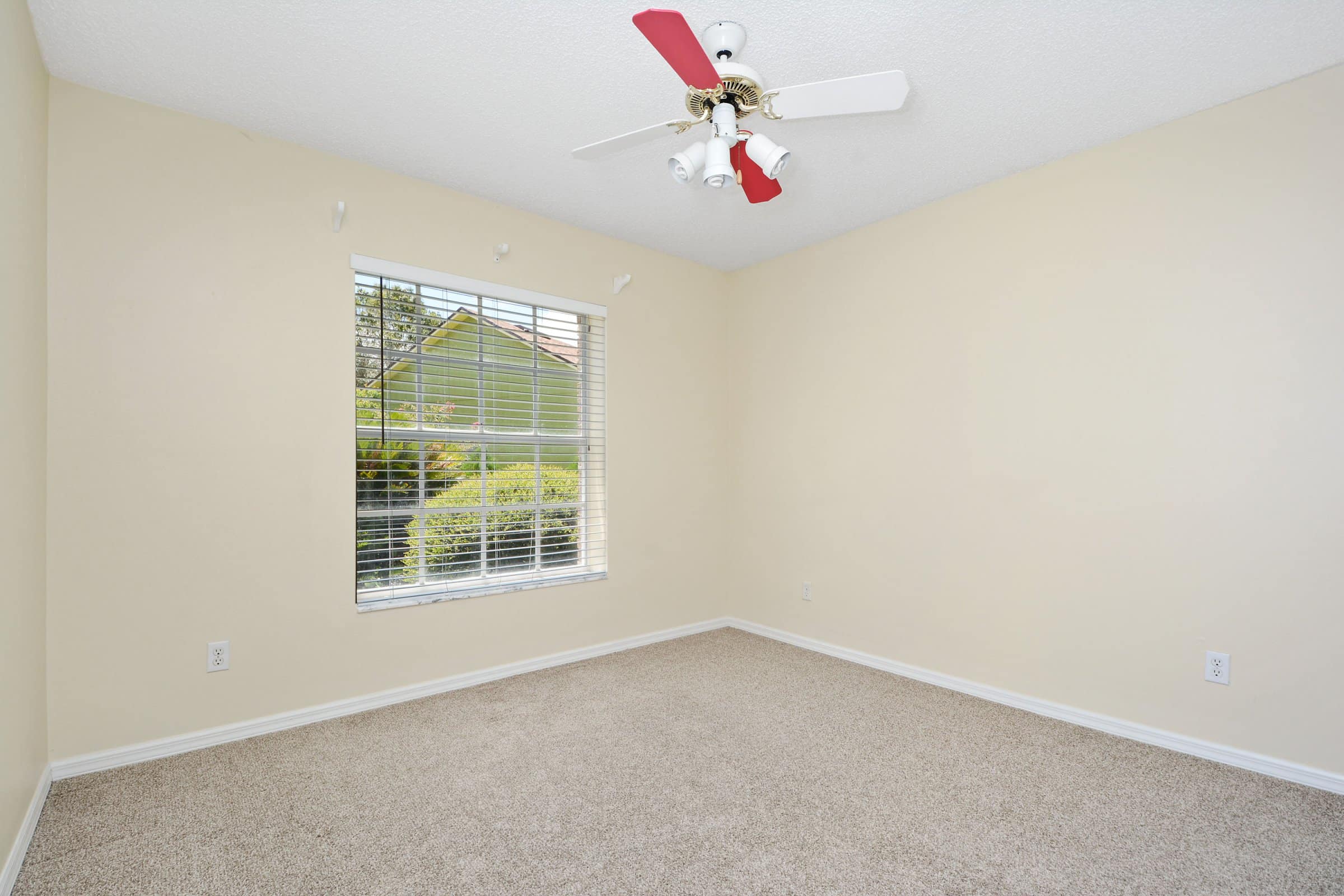 1049-country-cove-ct-oviedo-fl-32766-02 1049-country-cove-ct-oviedo-fl-32766-02