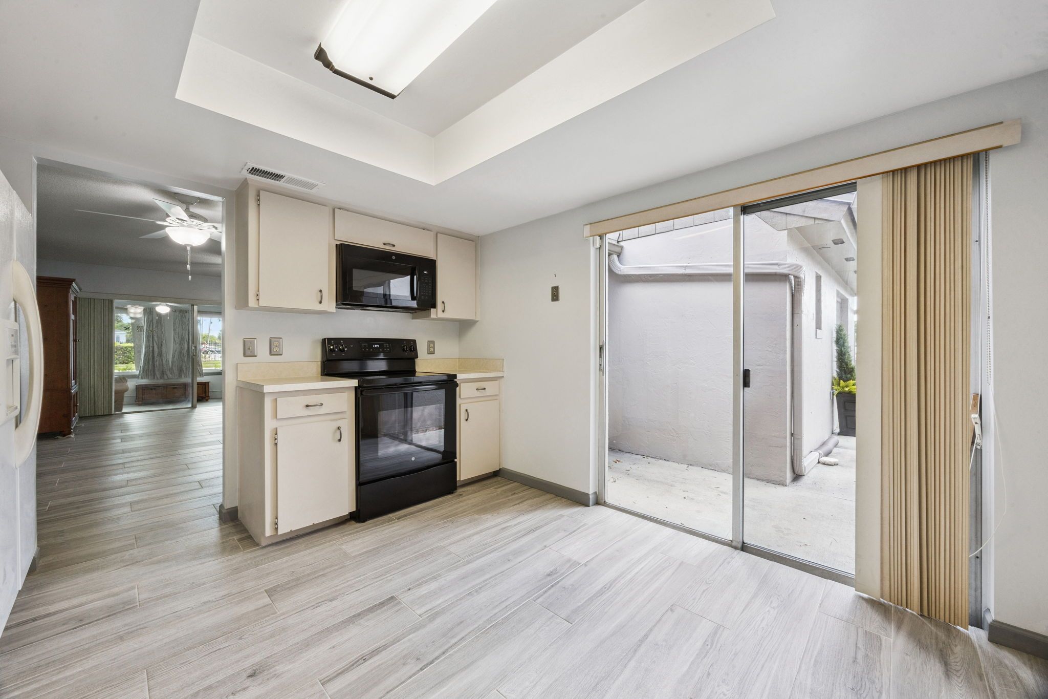 119-eastwind-ln-casselberry-fl-32730-09 119-eastwind-ln-casselberry-fl-32730-09