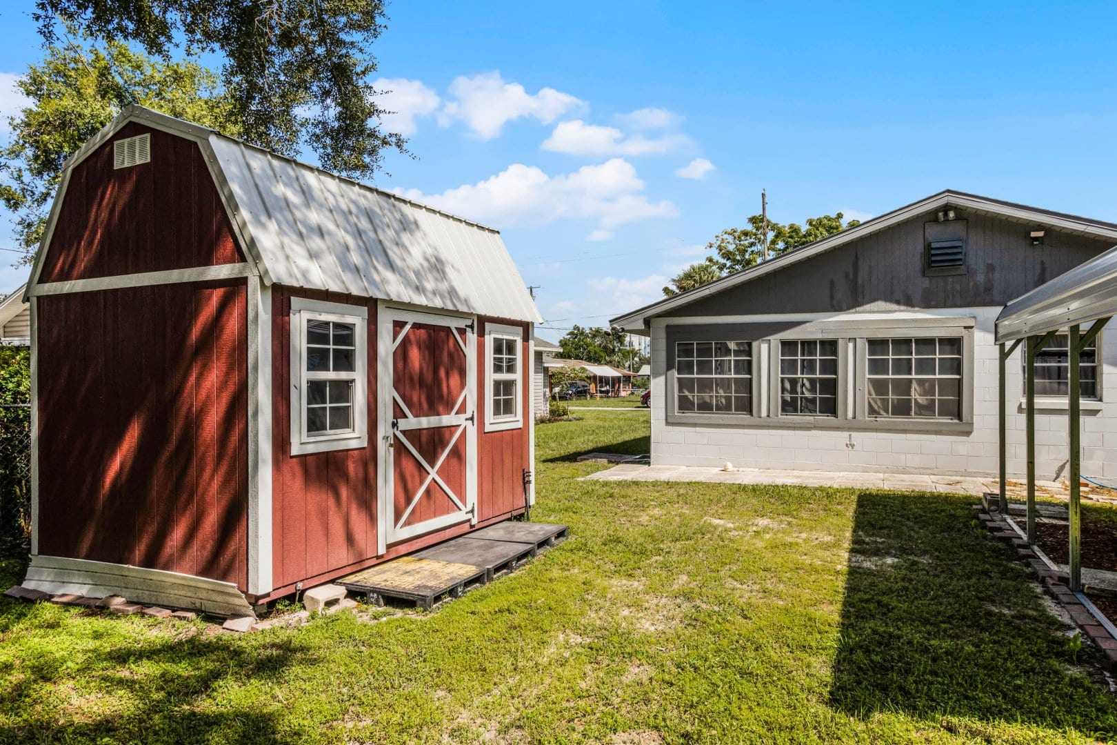 142 Avenue F SW, Winter Haven, FL 33881 142 Avenue F SW, Winter Haven, FL 33881