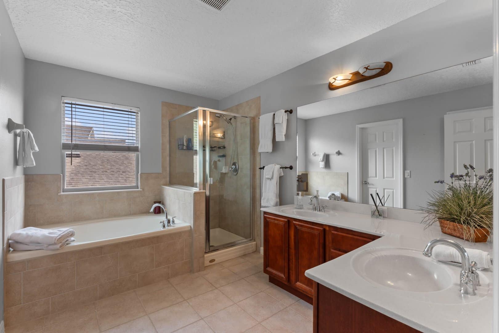 14924 Stonebriar Way, Orlando, FL 32826 14924 Stonebriar Way, Orlando, FL 32826