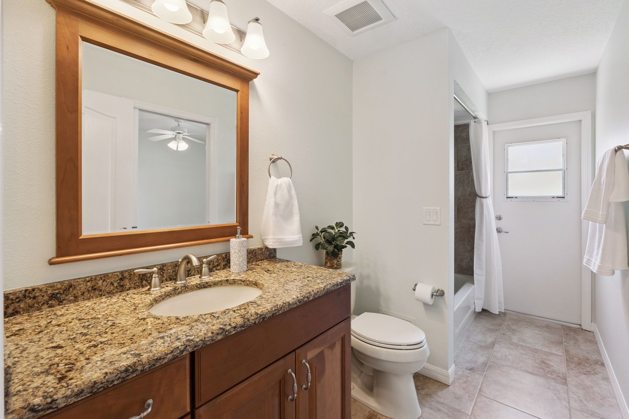 14975-faversham-cir-orlando-fl-32826-15 14975-faversham-cir-orlando-fl-32826-15