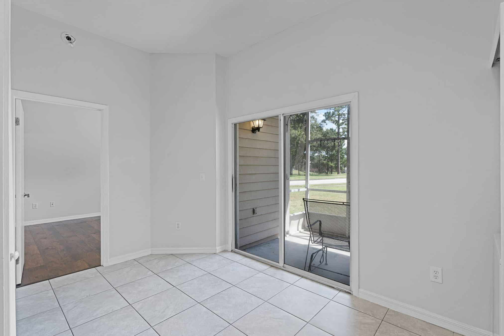 160 Reserve Cir #100, Oviedo, FL 32765 160 Reserve Cir #100, Oviedo, FL 32765