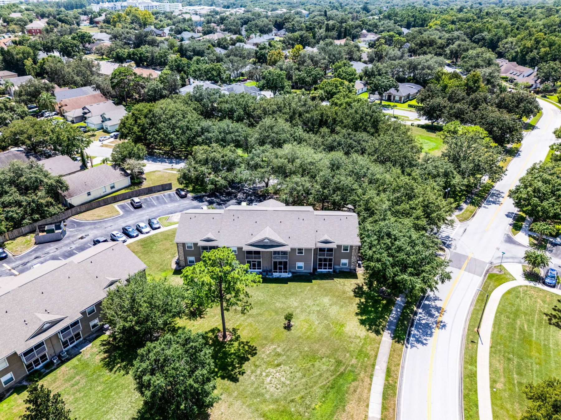 160 Reserve Cir #100, Oviedo, FL 32765 160 Reserve Cir #100, Oviedo, FL 32765