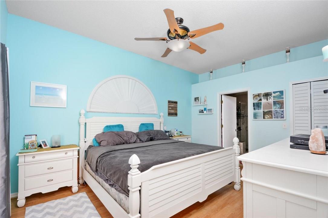 211-needham-ct-oviedo-fl-32765-12 211-needham-ct-oviedo-fl-32765-12
