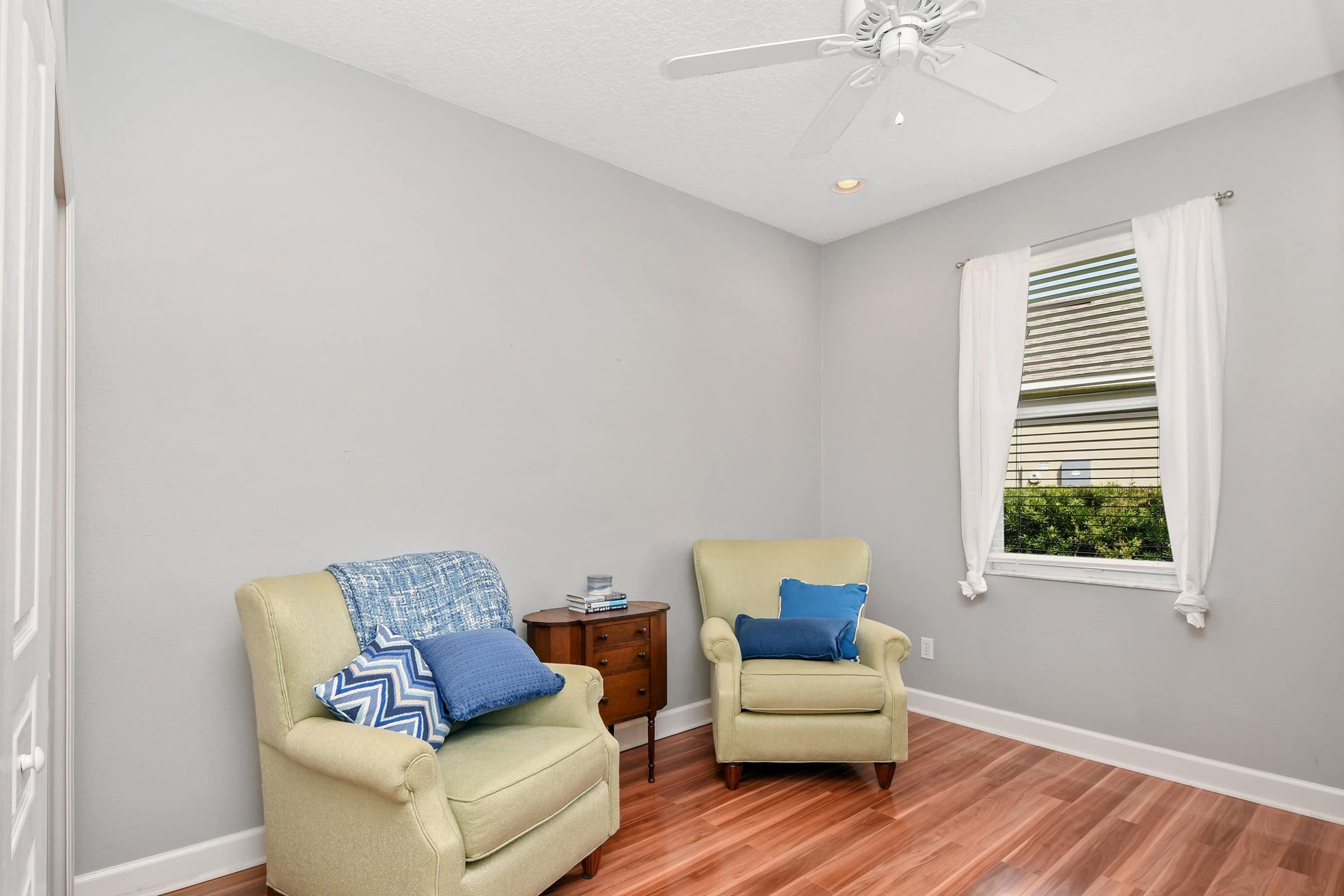 2290-Foliage-Oak-Ter-Oviedo-FL-32766-22 2290-Foliage-Oak-Ter-Oviedo-FL-32766-22