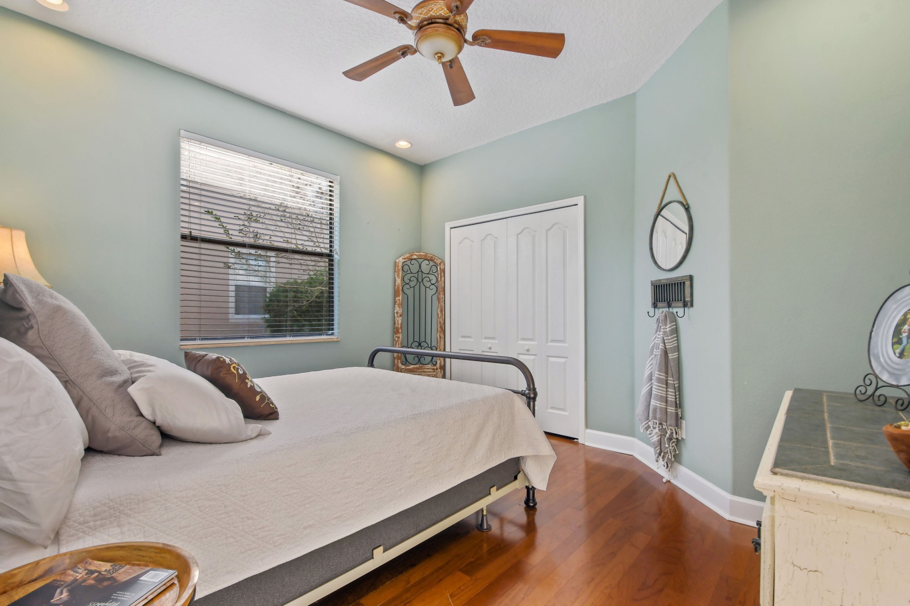 2328-foliage-oak-ter-oviedo-fl-32766-07 2328-foliage-oak-ter-oviedo-fl-32766-07