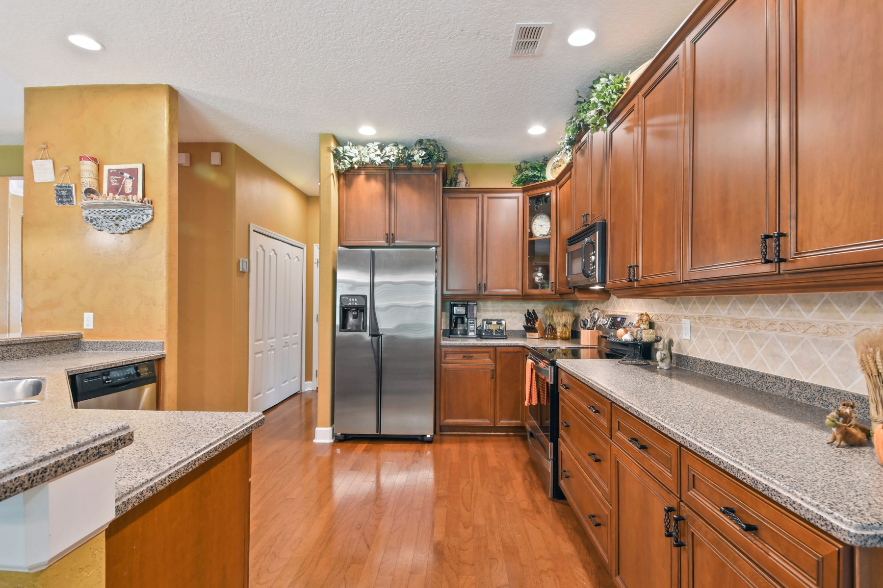 2328-foliage-oak-ter-oviedo-fl-32766-23 2328-foliage-oak-ter-oviedo-fl-32766-23