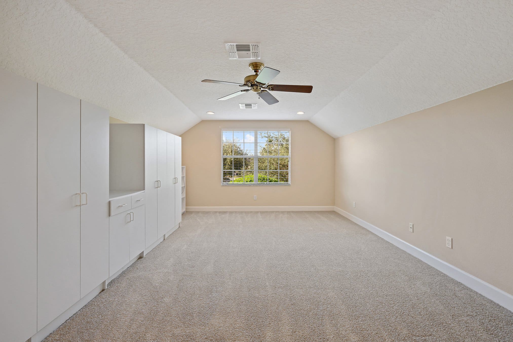 2336 Foliage Oak Ter, Oviedo, FL 32766 2336 Foliage Oak Ter, Oviedo, FL 32766