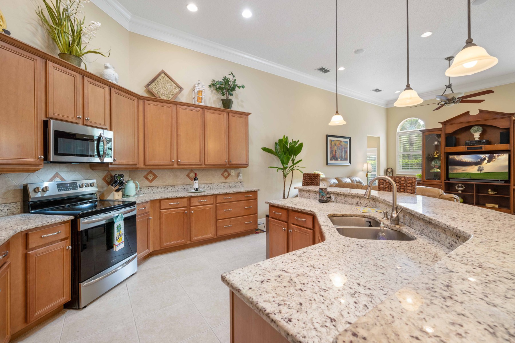 2430 June Oak Ct, Oviedo, FL 32766 2430 June Oak Ct, Oviedo, FL 32766