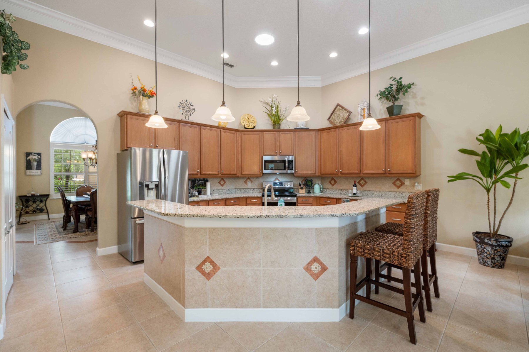 2430 June Oak Ct, Oviedo, FL 32766 2430 June Oak Ct, Oviedo, FL 32766