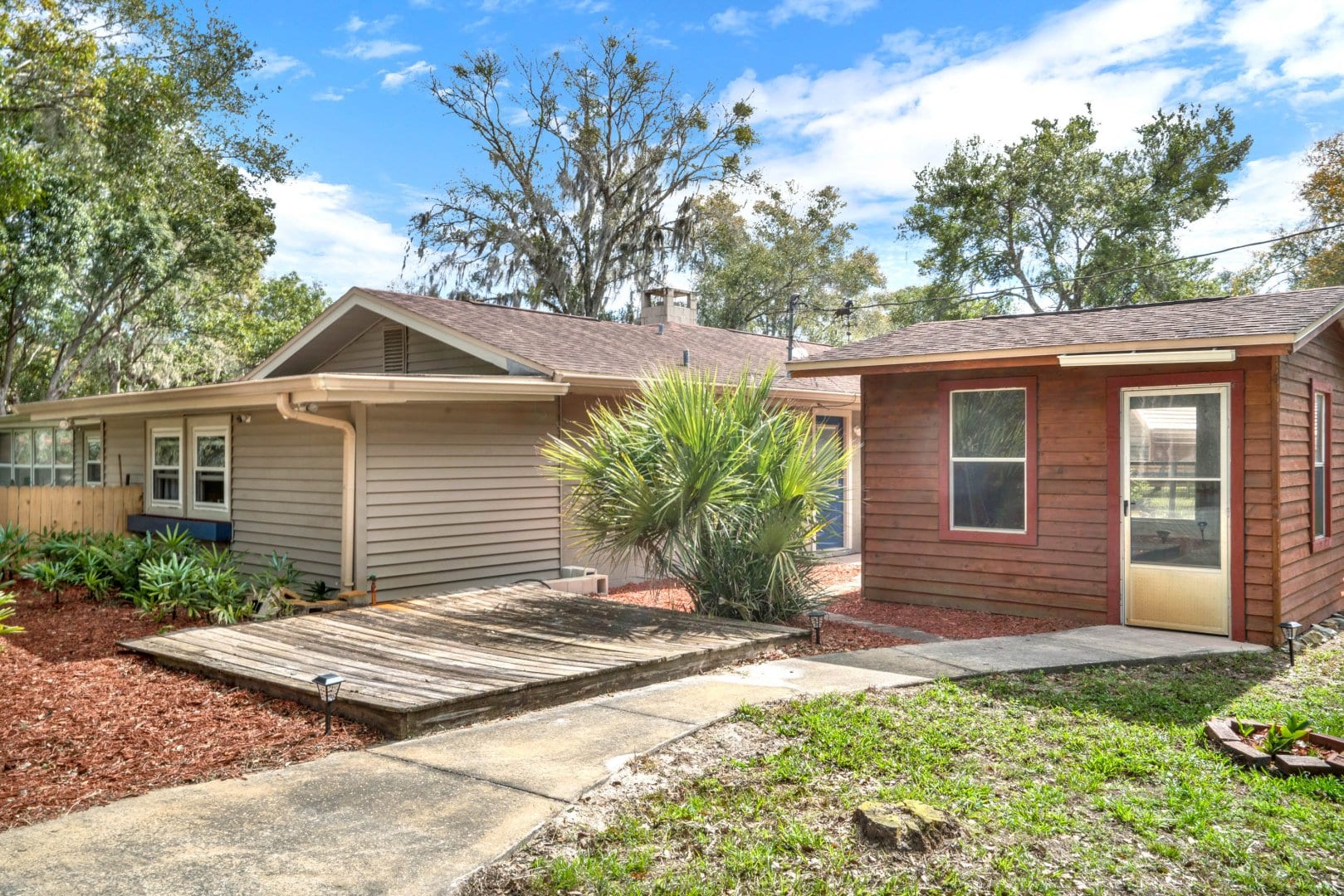 250 E Panama Rd, Winter Springs, FL 32708 250 E Panama Rd, Winter Springs, FL 32708