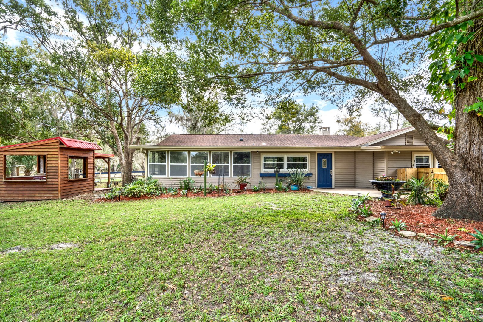 250 E Panama Rd, Winter Springs, FL 32708 250 E Panama Rd, Winter Springs, FL 32708