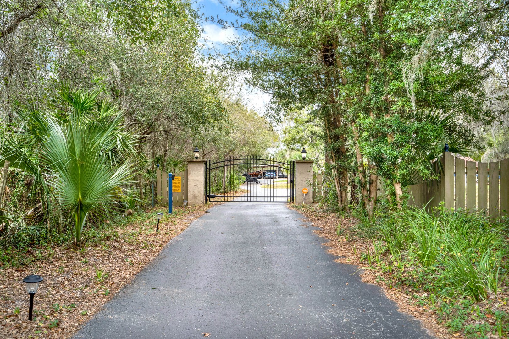 250 E Panama Rd, Winter Springs, FL 32708 250 E Panama Rd, Winter Springs, FL 32708