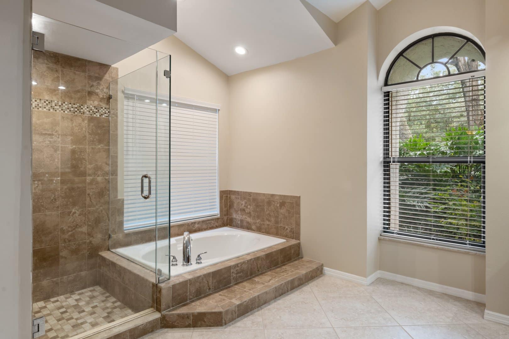 2535 Westminster Ter, Oviedo, FL 32765 2535 Westminster Ter, Oviedo, FL 32765
