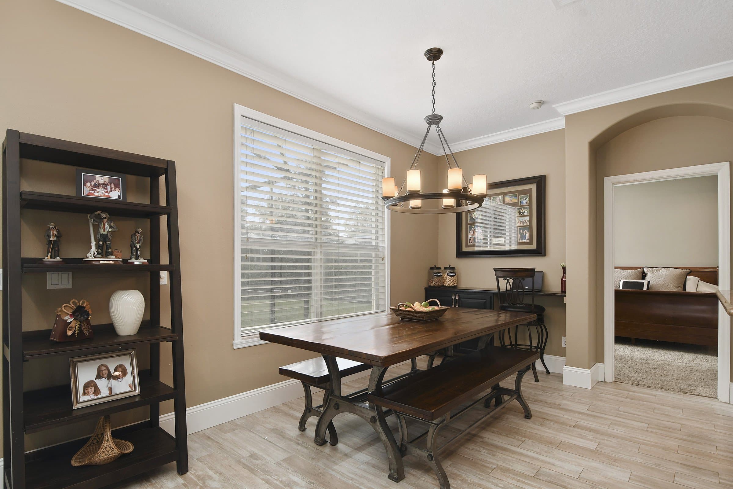 2545-Dark-Oak-Ct-13 2545-Dark-Oak-Ct-13