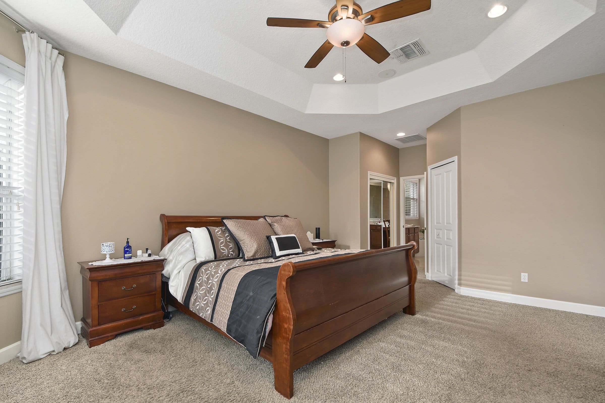 2545-Dark-Oak-Ct-14 2545-Dark-Oak-Ct-14