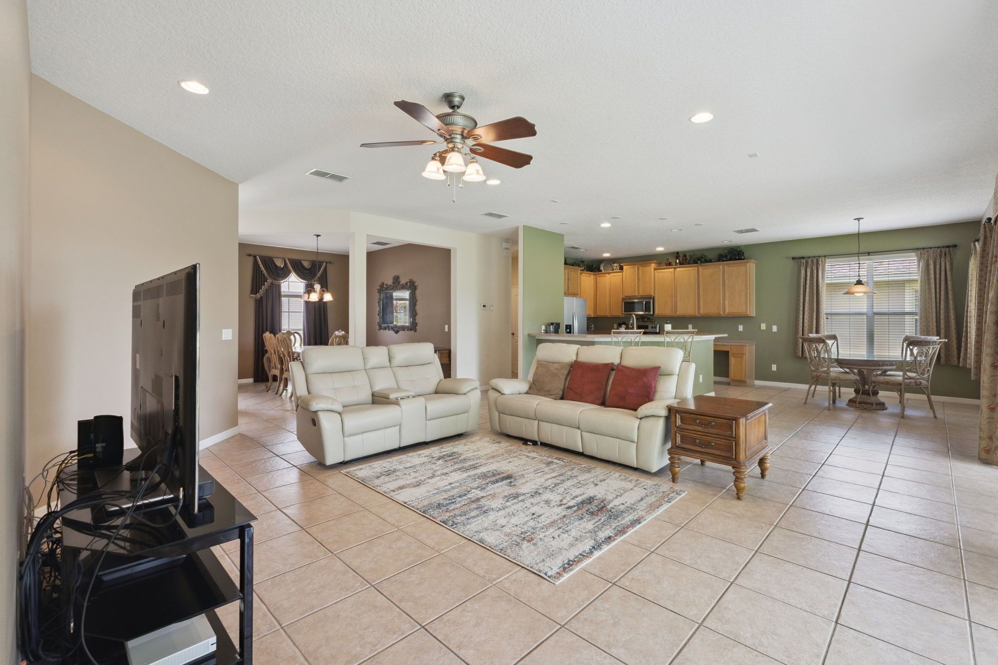 2582-double-tree-pl-oviedo-fl-32766-05 2582-double-tree-pl-oviedo-fl-32766-05