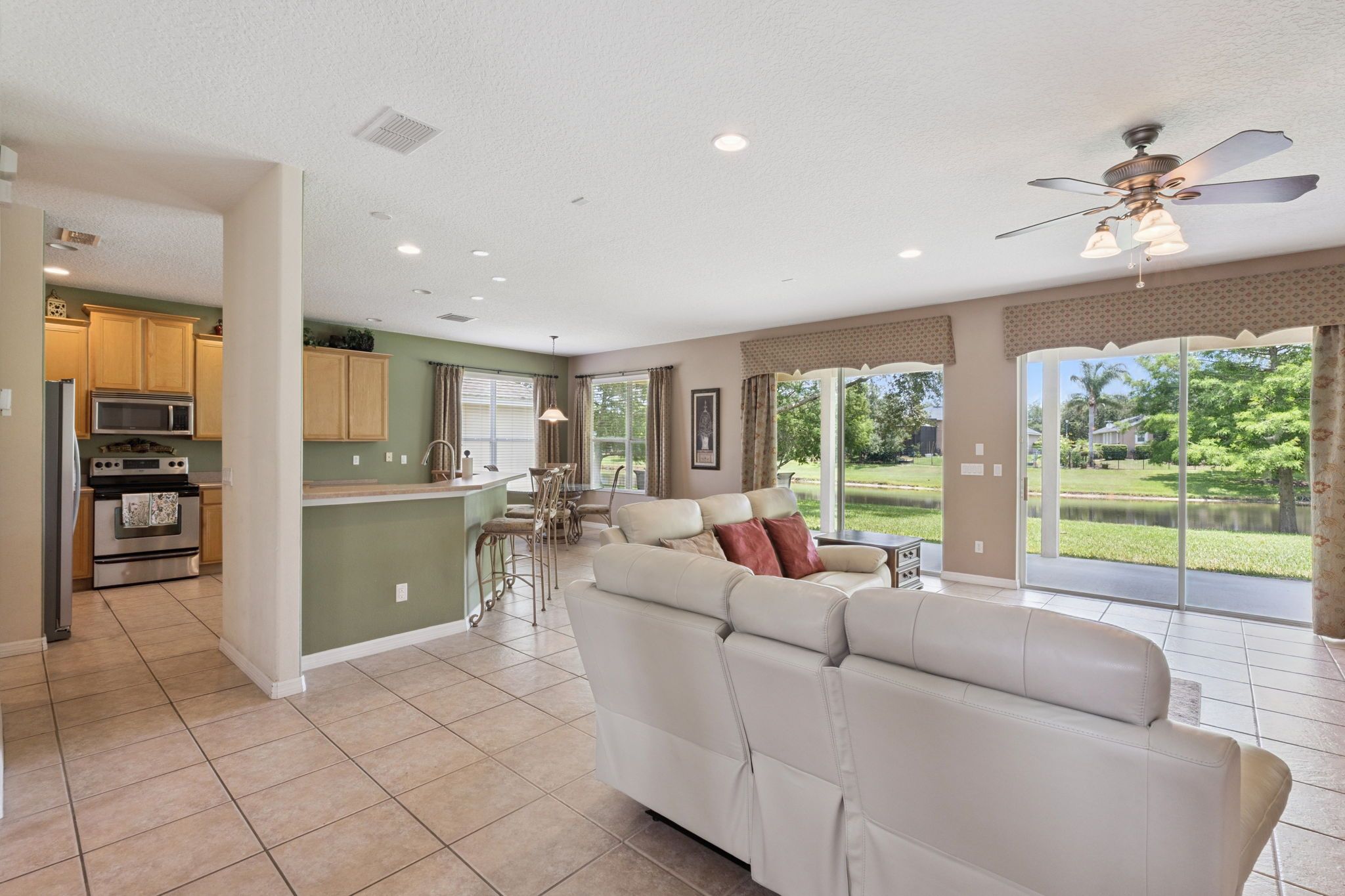 2582-double-tree-pl-oviedo-fl-32766-07 2582-double-tree-pl-oviedo-fl-32766-07