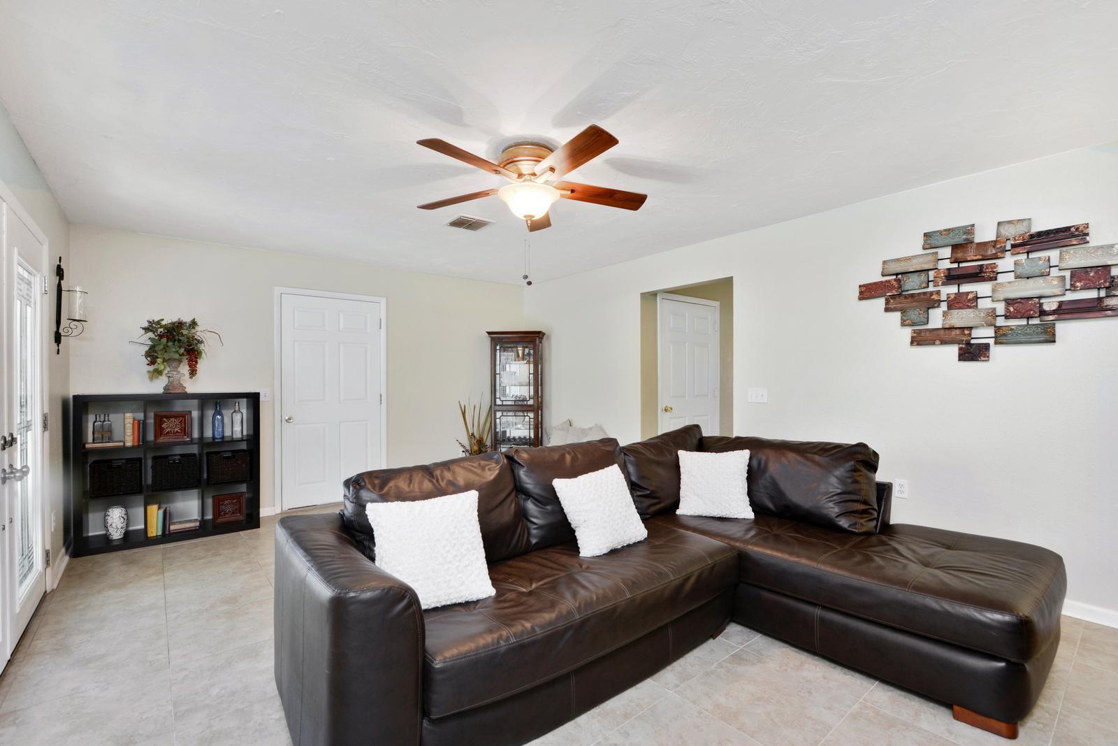 2651-canvasback-trl-geneva-fl-32732-04 2651-canvasback-trl-geneva-fl-32732-04