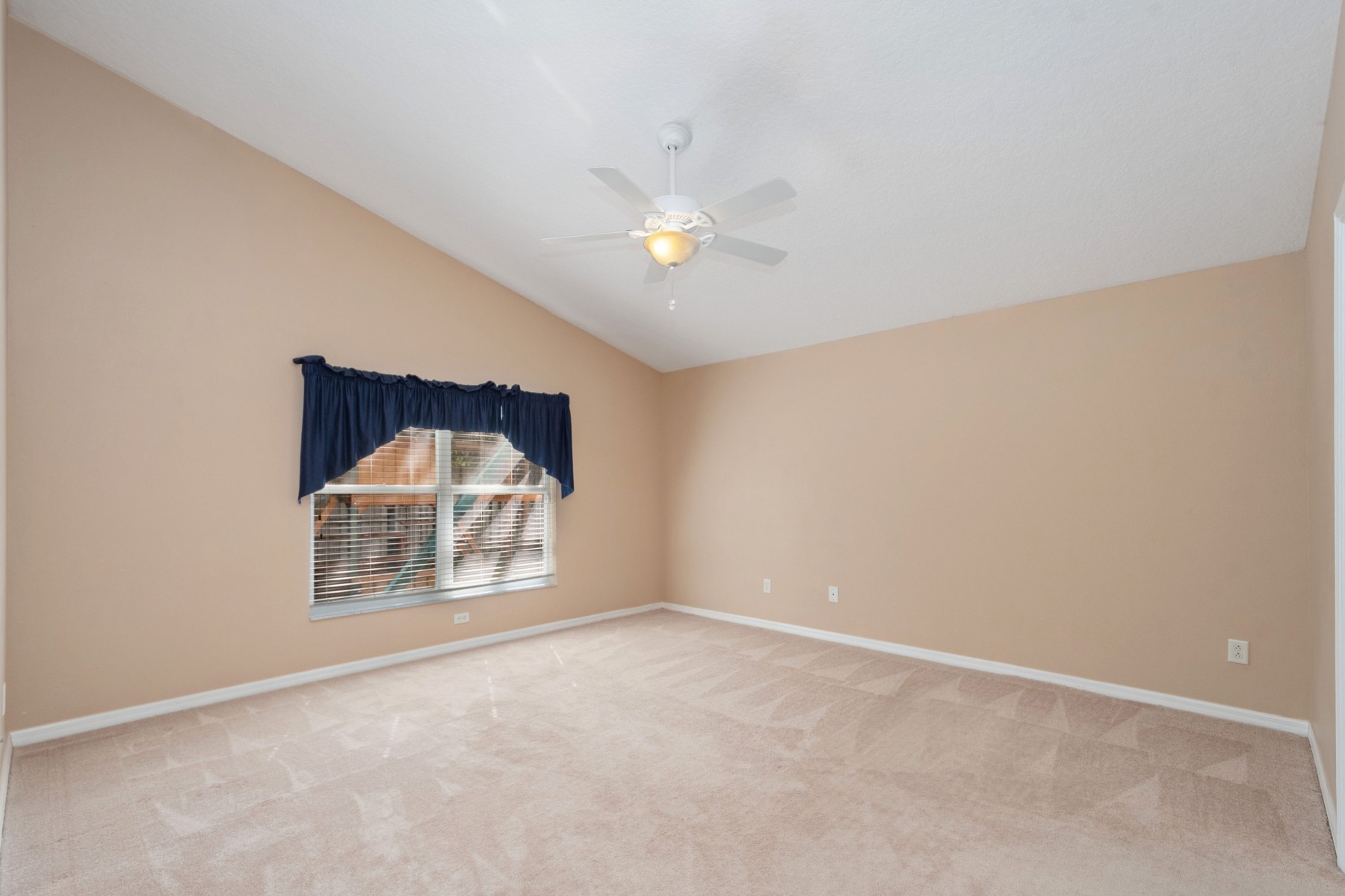 2837-Strand-Cir-Oviedo-FL-32765-15 2837-Strand-Cir-Oviedo-FL-32765-15