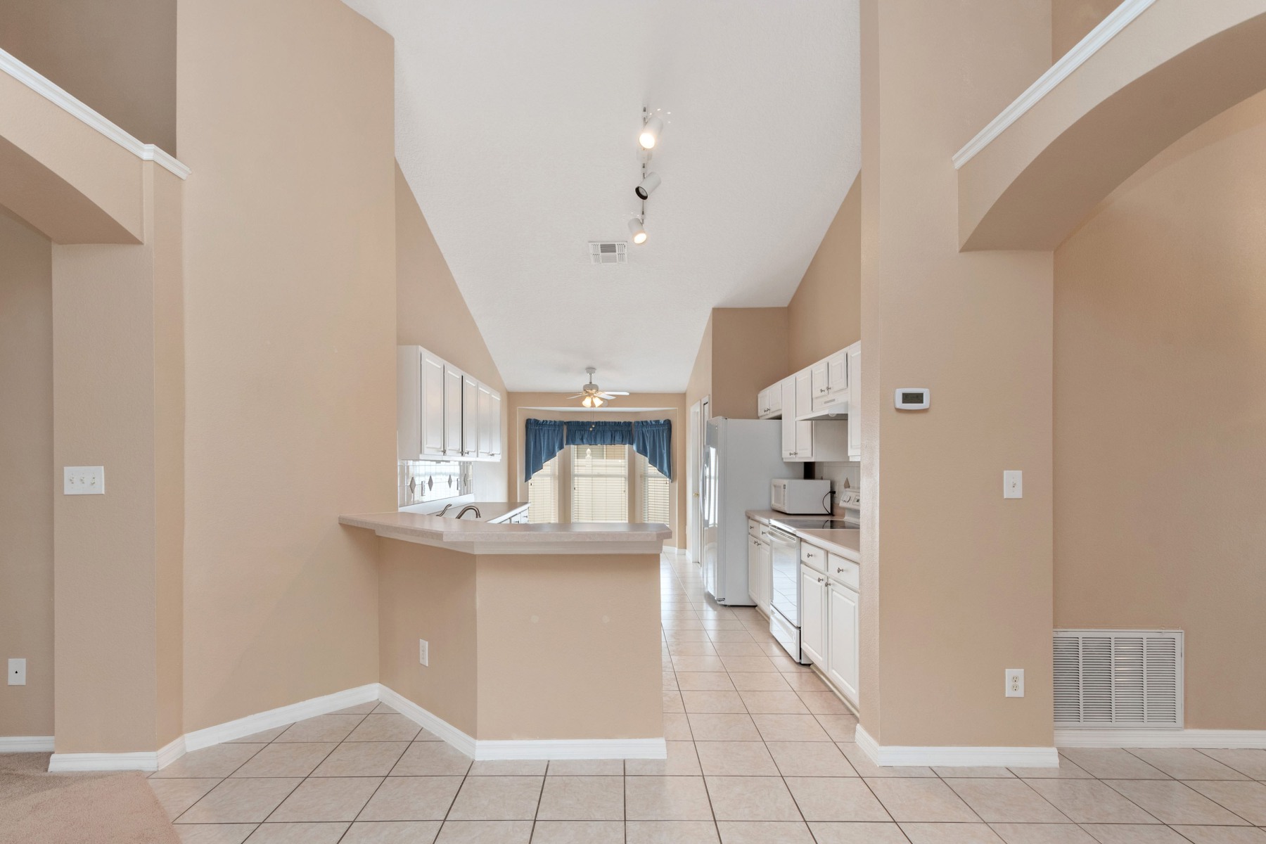 2837-Strand-Cir-Oviedo-FL-32765-24 2837-Strand-Cir-Oviedo-FL-32765-24