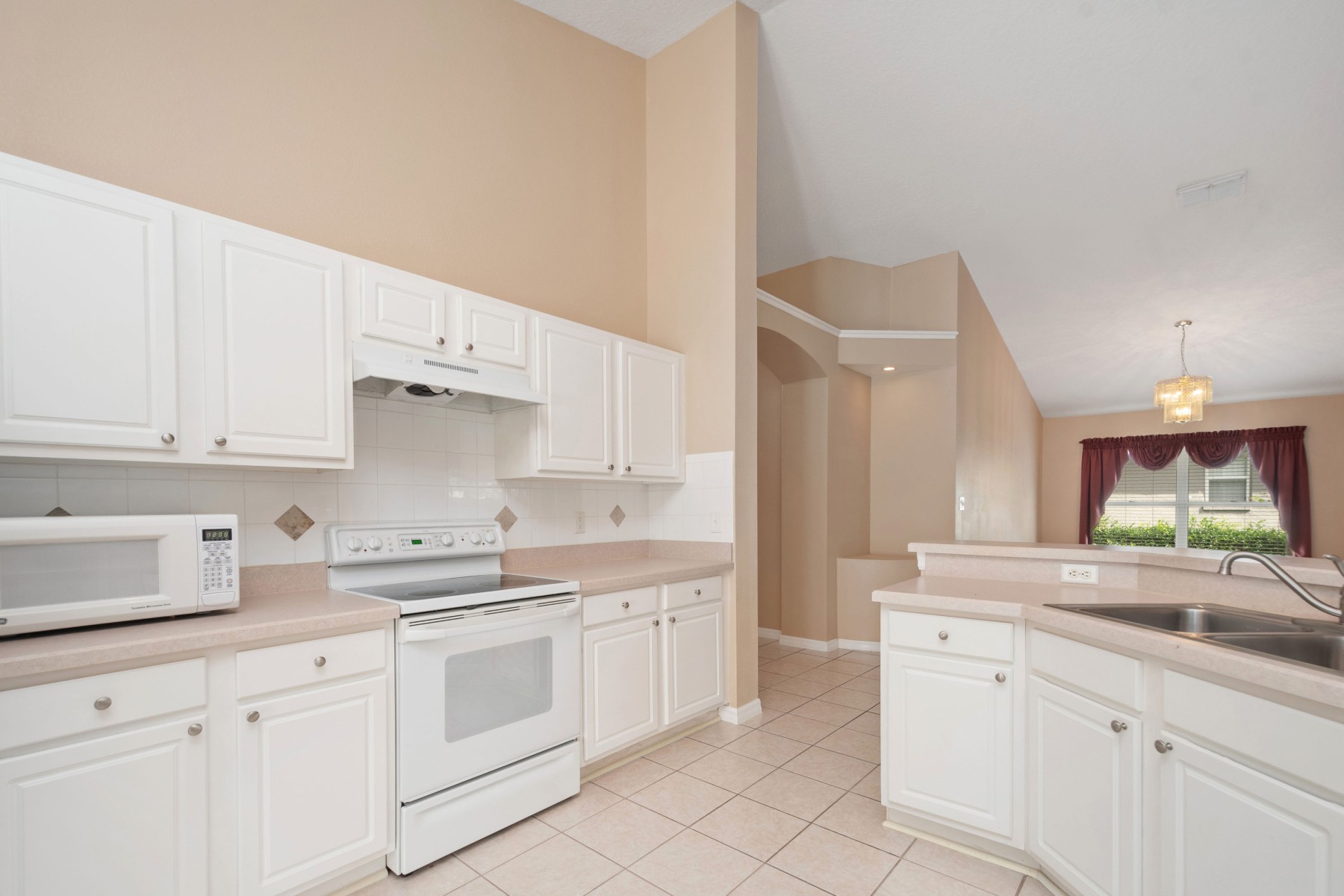 2837-Strand-Cir-Oviedo-FL-32765-28 2837-Strand-Cir-Oviedo-FL-32765-28