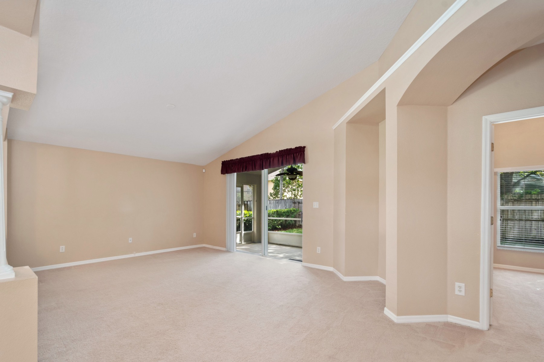 2837-Strand-Cir-Oviedo-FL-32765-29 2837-Strand-Cir-Oviedo-FL-32765-29