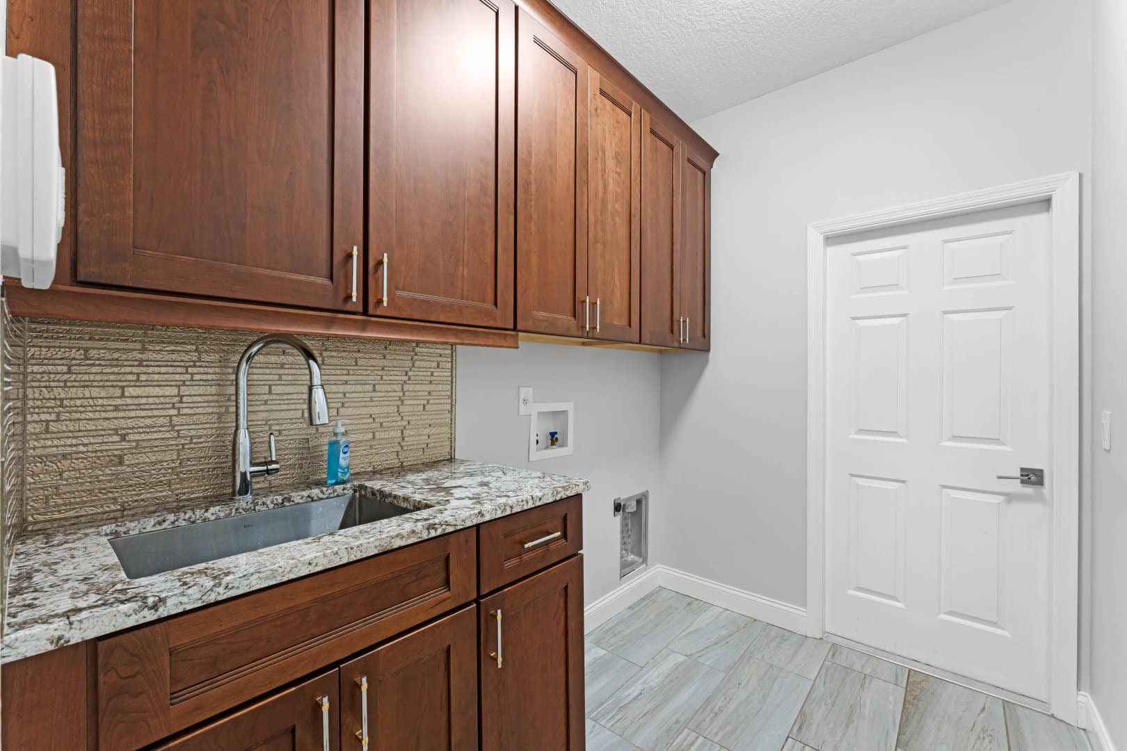 2872 Ashton Terrace, Oviedo, FL 32765 2872 Ashton Terrace, Oviedo, FL 32765