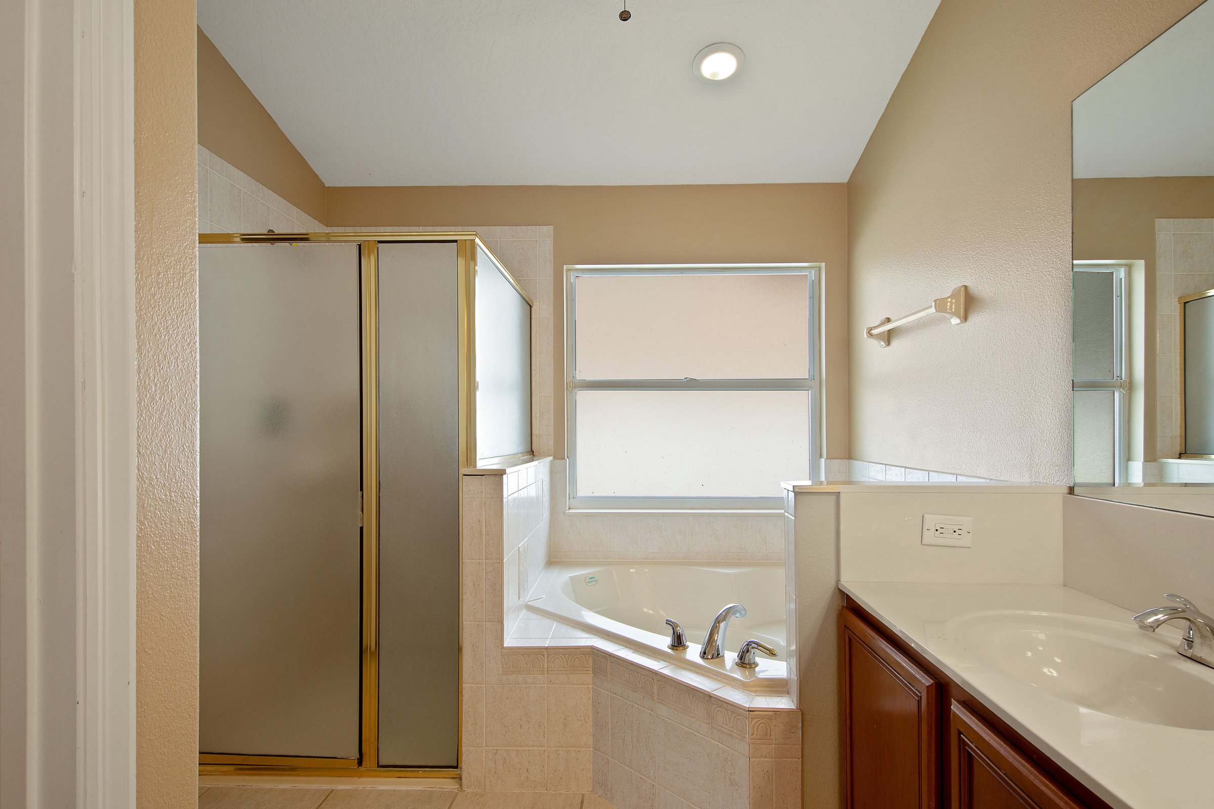 2883-strand-cir-oviedo-fl-32765-19 2883-strand-cir-oviedo-fl-32765-19