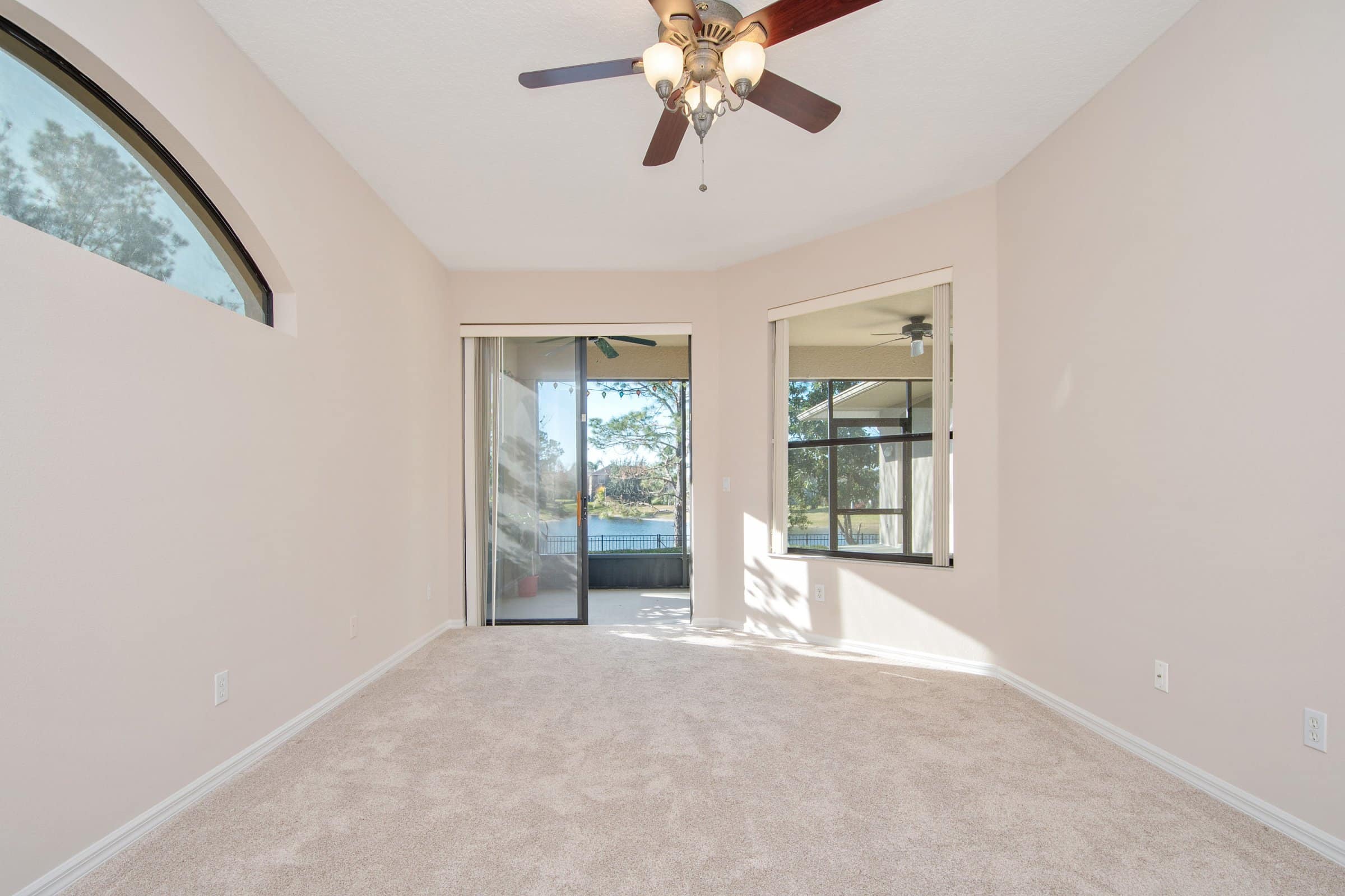 3370-Red-Ash-Circle-13 3370-Red-Ash-Circle-13