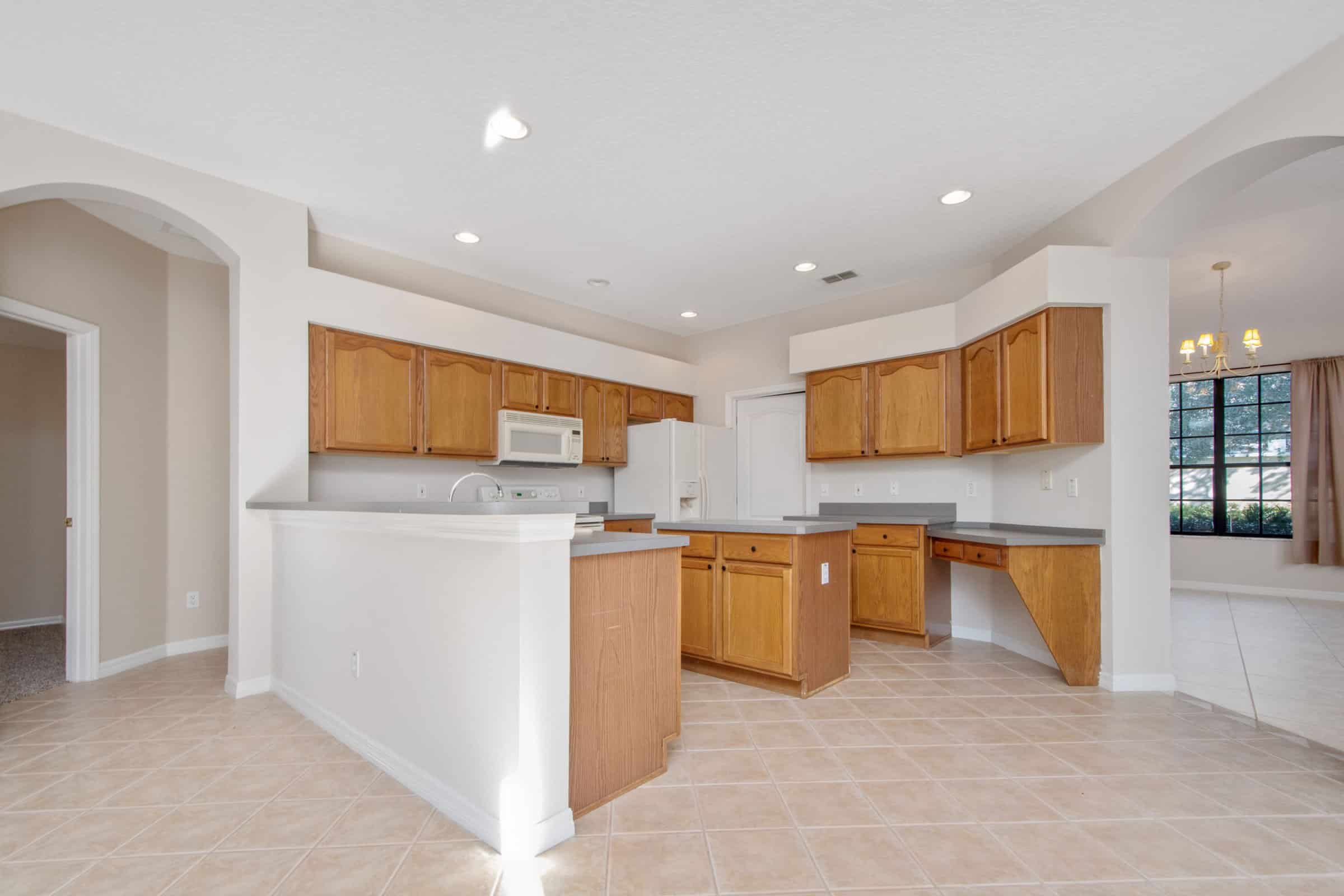 3370-Red-Ash-Circle-16 3370-Red-Ash-Circle-16