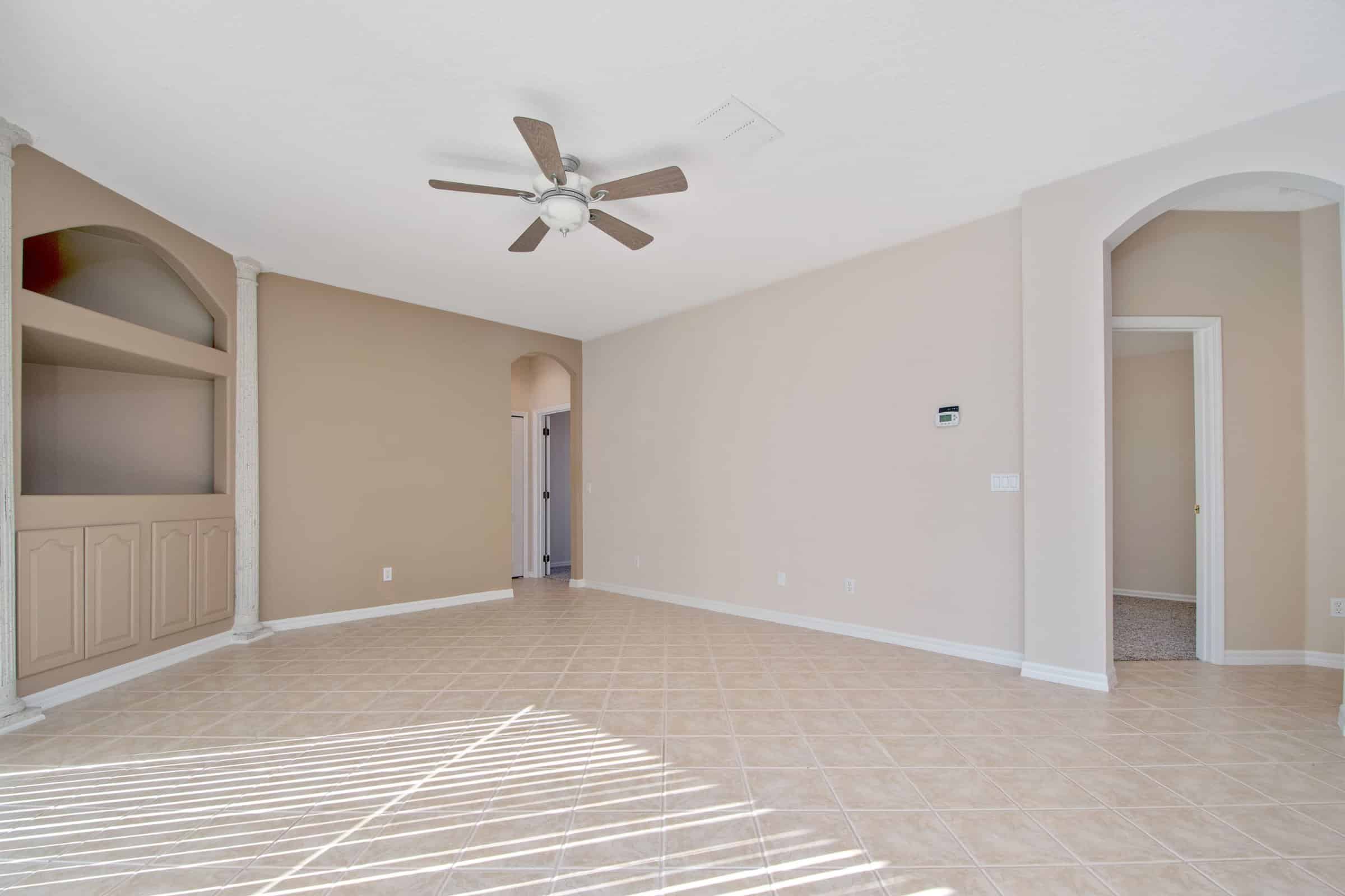 3370-Red-Ash-Circle-21 3370-Red-Ash-Circle-21