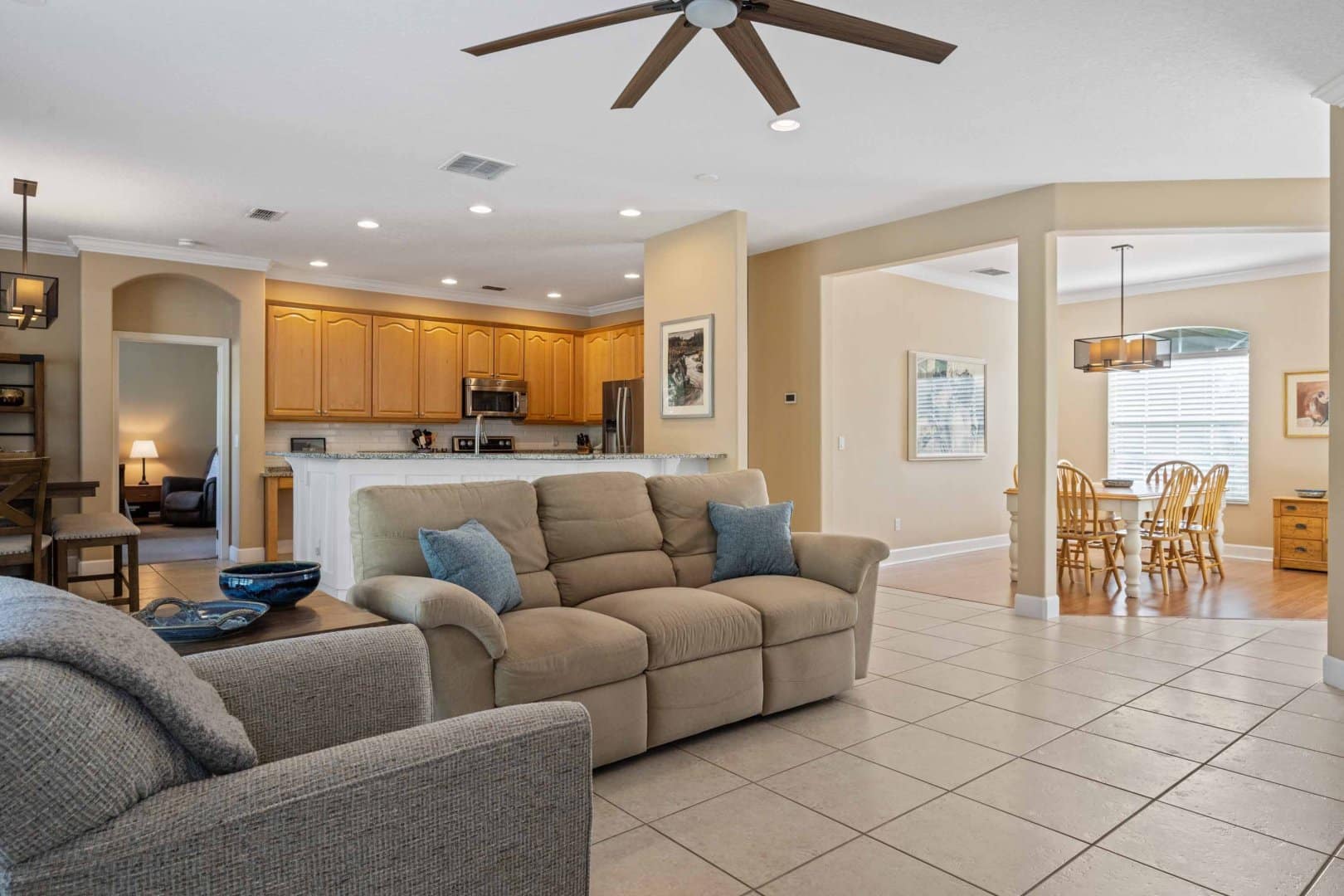 3578 Overcup Oak Dr, Oviedo, FL 32766 3578 Overcup Oak Dr, Oviedo, FL 32766