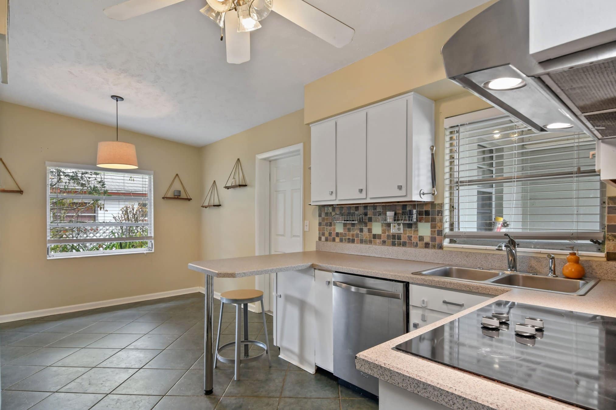 3634 Periwinkle Dr, Winter Park, FL 32792 3634 Periwinkle Dr, Winter Park, FL 32792
