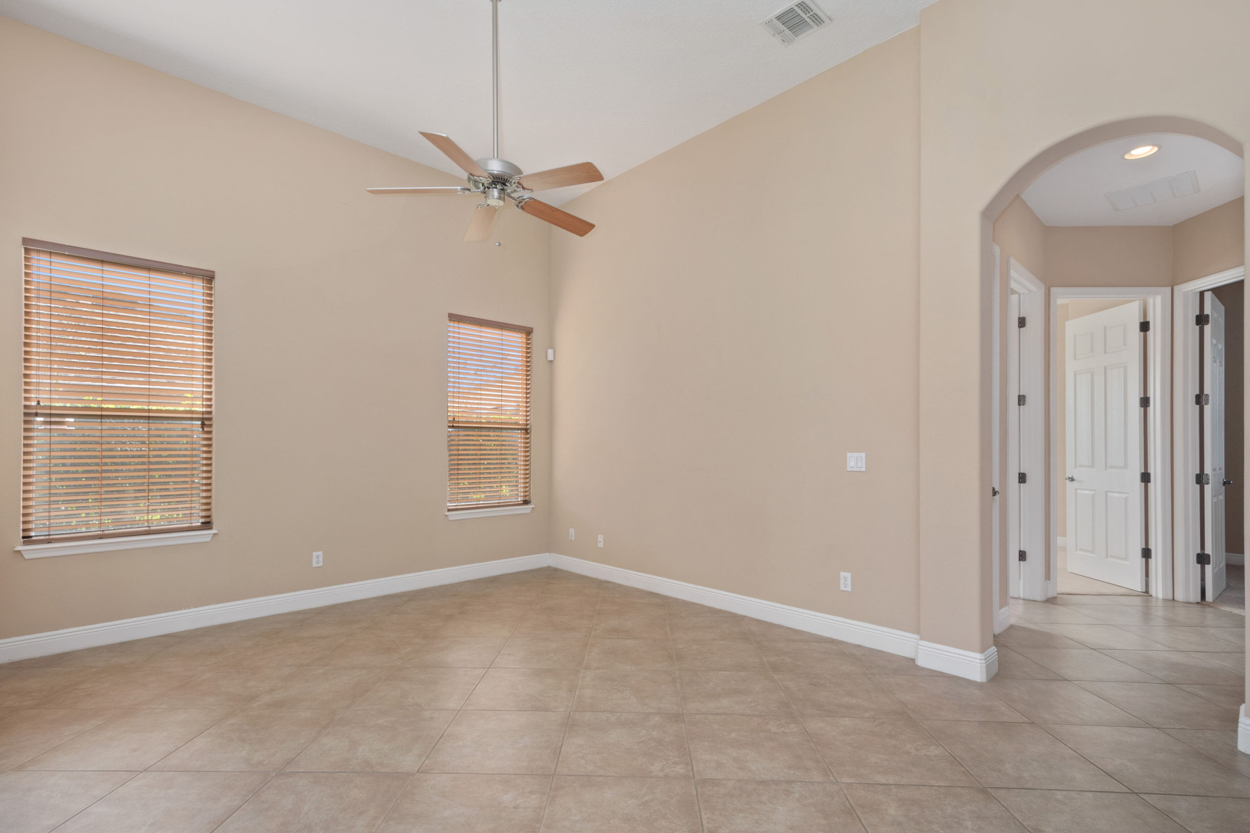3715 Safflower Ter, Oviedo, FL 32766 3715 Safflower Ter, Oviedo, FL 32766