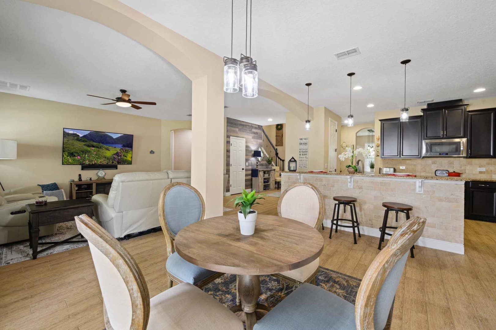 3720 Vinsetta Ct, Winter Park, FL 32792 3720 Vinsetta Ct, Winter Park, FL 32792