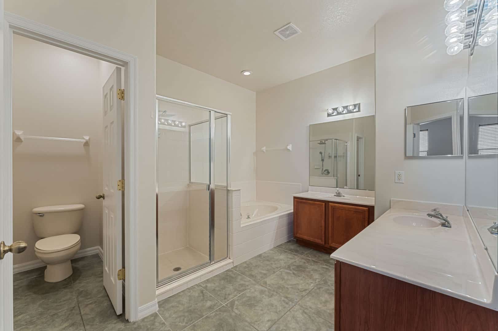 3837 Shawn Cir, Orlando, FL 32826 3837 Shawn Cir, Orlando, FL 32826