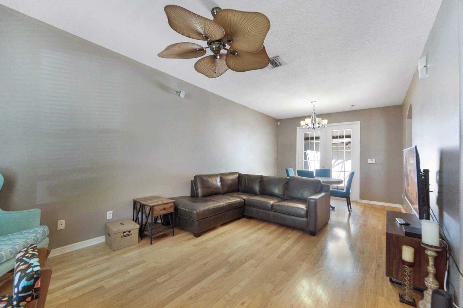 3882 Cleary Way, Orlando, FL 32828 3882 Cleary Way, Orlando, FL 32828