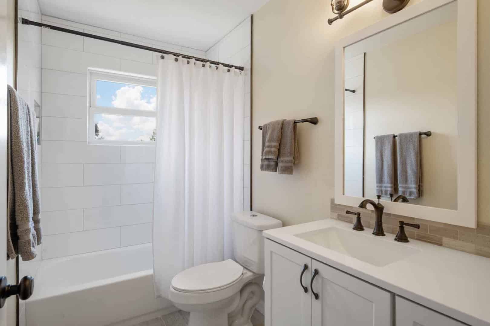 401 Sequoia Ct, Geneva, FL 32732 401 Sequoia Ct, Geneva, FL 32732