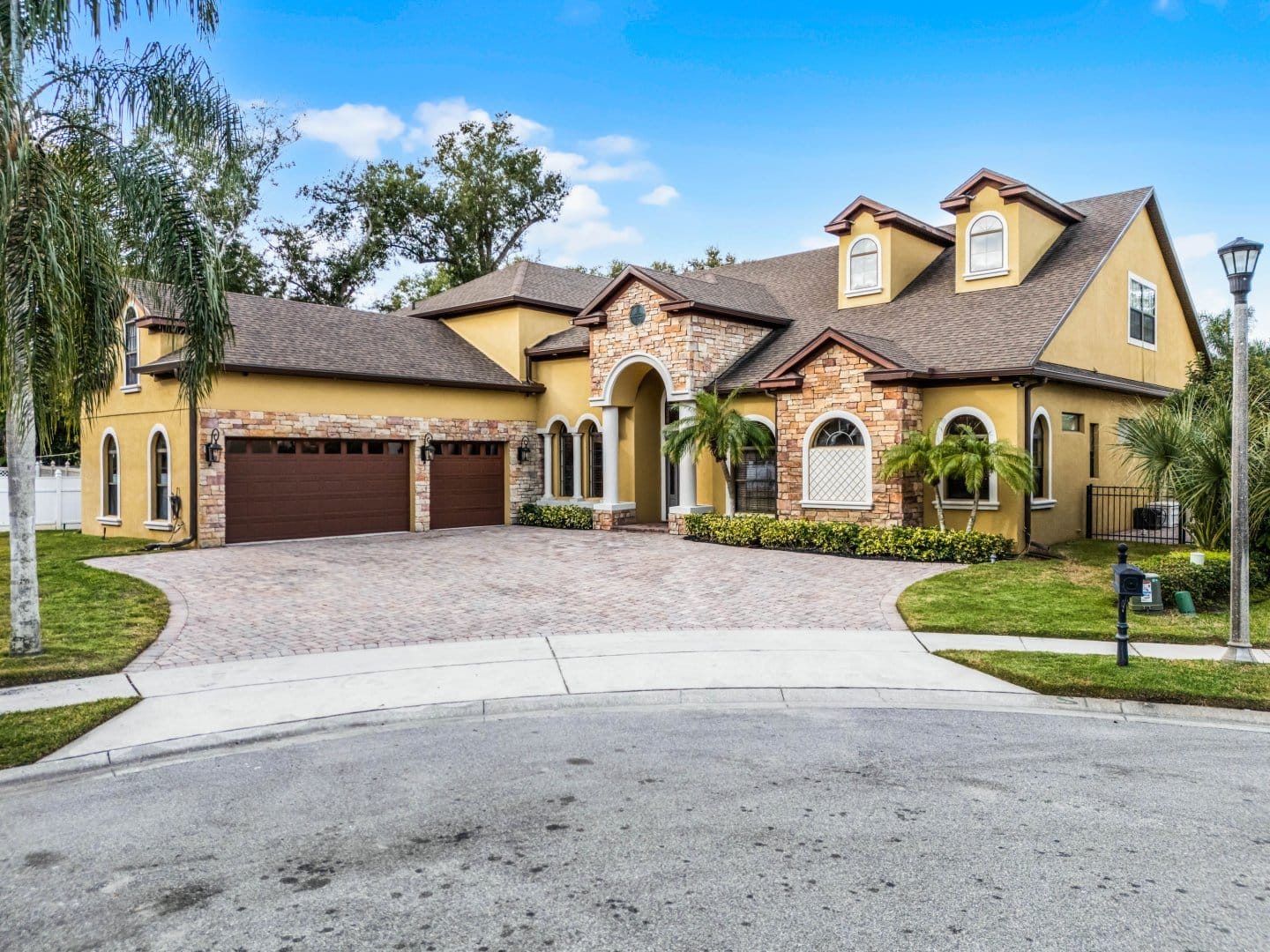 4500 Stone Hedge Drive, Orlando, FL 32817 4500 Stone Hedge Drive, Orlando, FL 32817