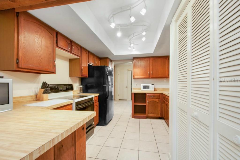 5305-pebble-beach-dr-unit-10-orlando-fl-32811-14 5305-pebble-beach-dr-unit-10-orlando-fl-32811-14