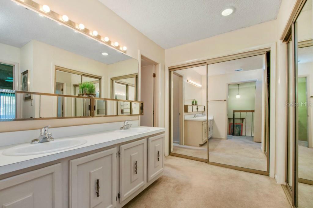 5305-pebble-beach-dr-unit-10-orlando-fl-32811-20 5305-pebble-beach-dr-unit-10-orlando-fl-32811-20