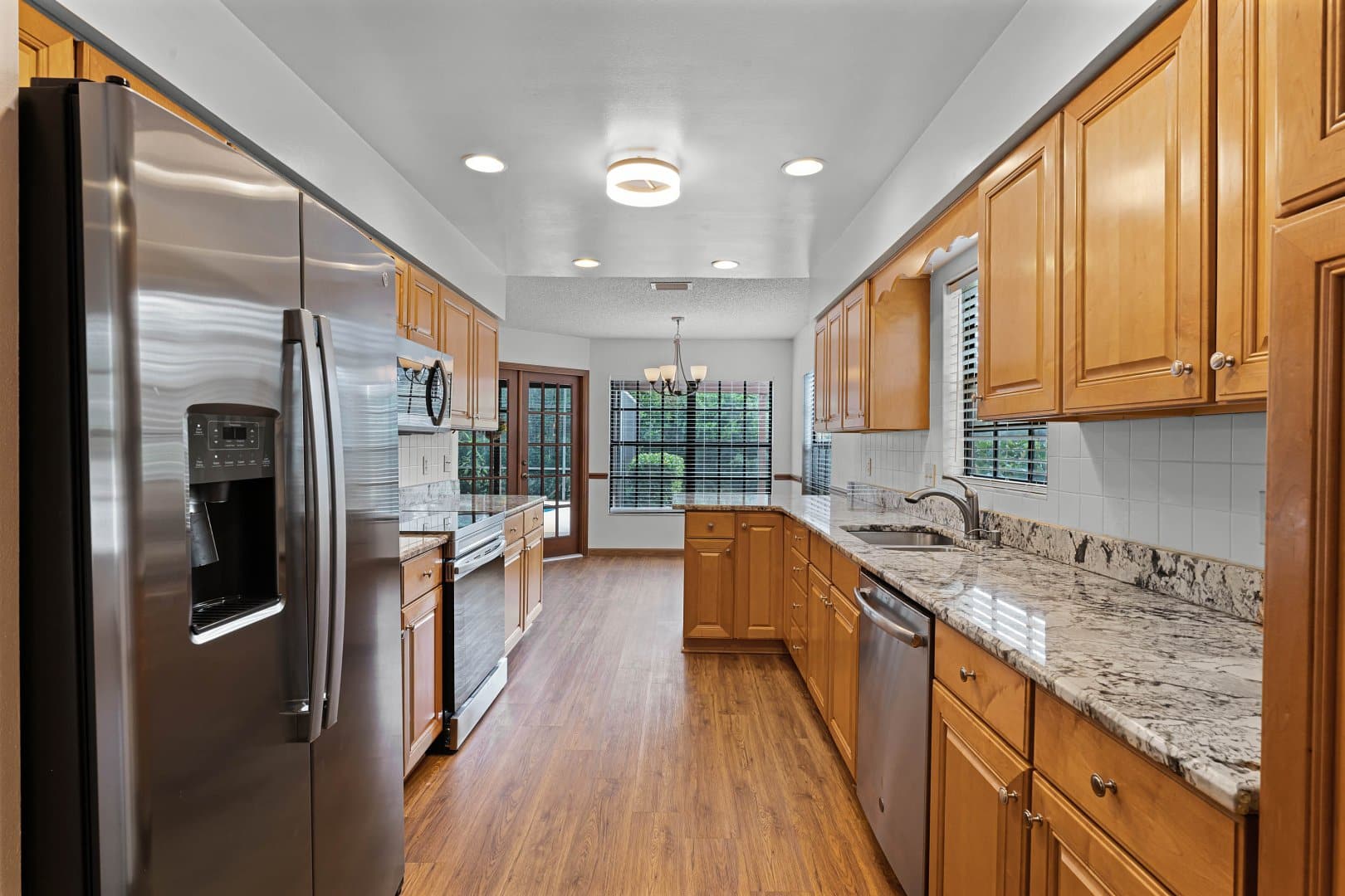 555 Queens Mirror Cir, Casselberry, FL 32707 555 Queens Mirror Cir, Casselberry, FL 32707