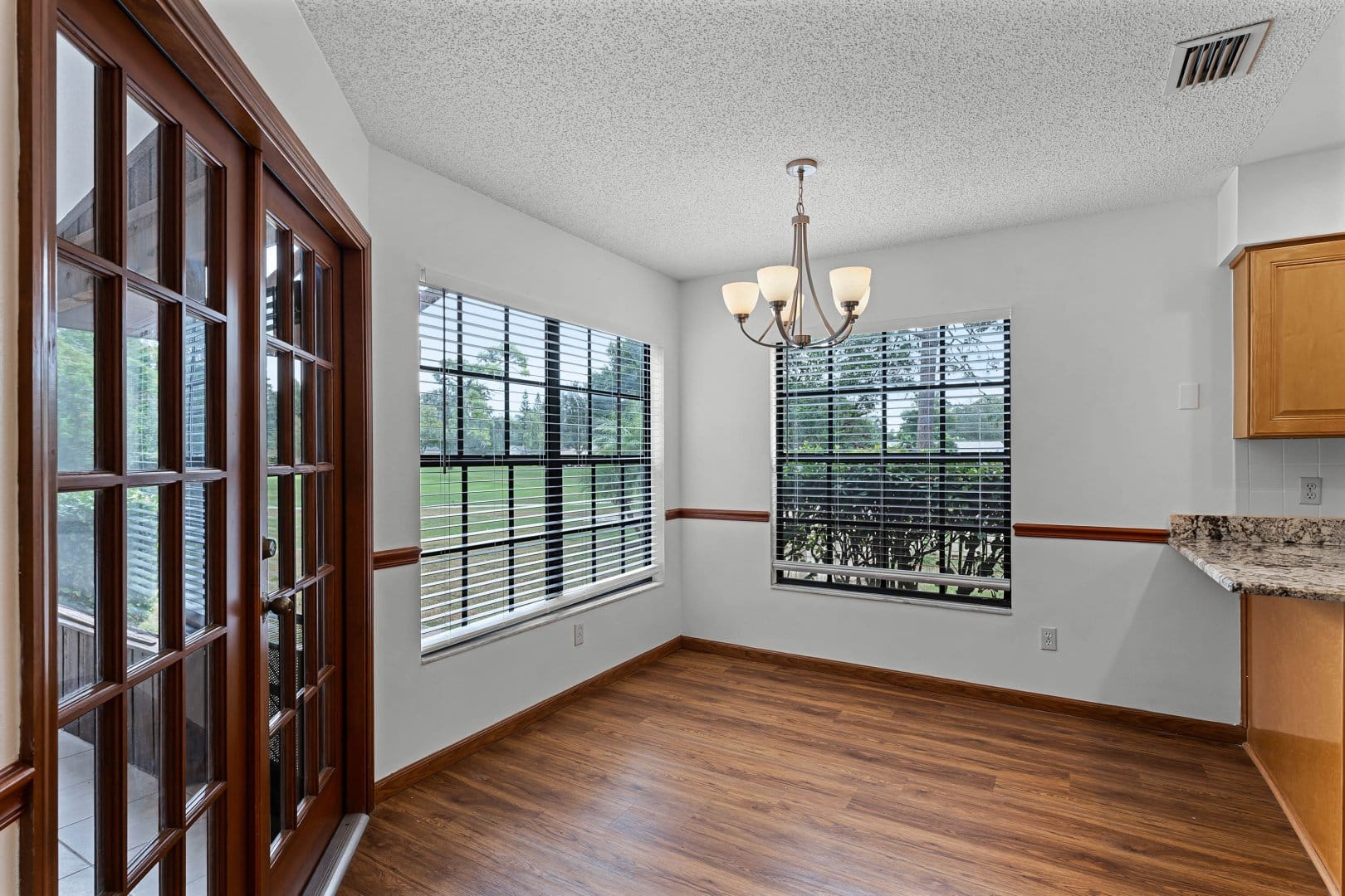 555 Queens Mirror Cir, Casselberry, FL 32707 555 Queens Mirror Cir, Casselberry, FL 32707