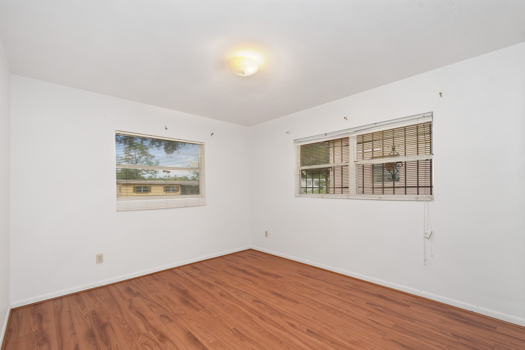 5608 perrine dr, orlando, fl 32808 5608 perrine dr, orlando, fl 32808