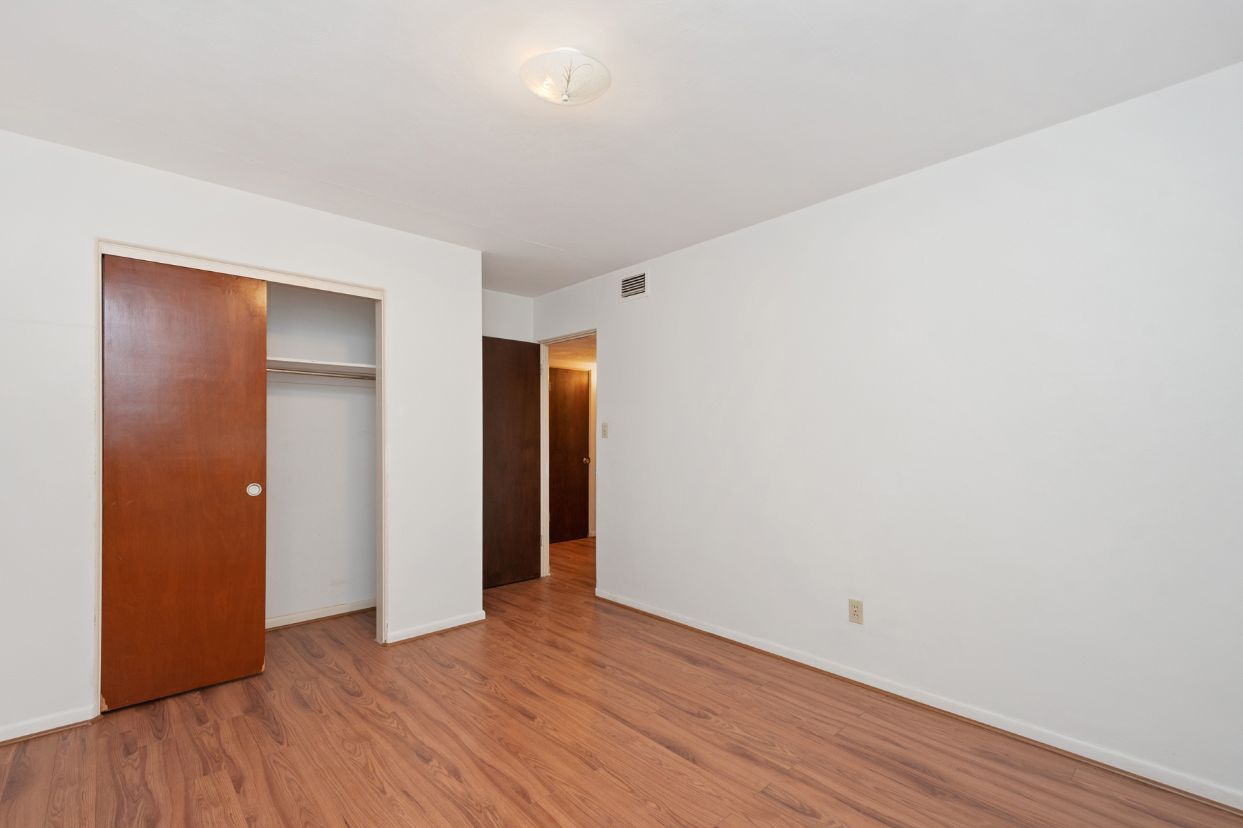 5608 perrine dr, orlando, fl 32808 5608 perrine dr, orlando, fl 32808