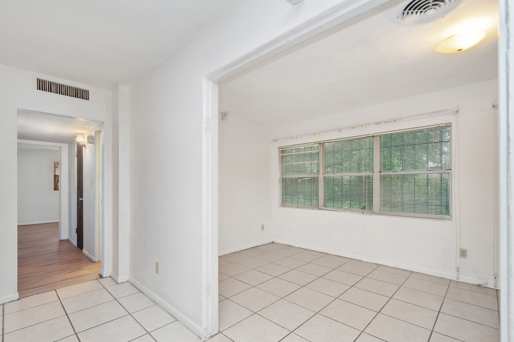 5608 perrine dr, orlando, fl 32808 5608 perrine dr, orlando, fl 32808