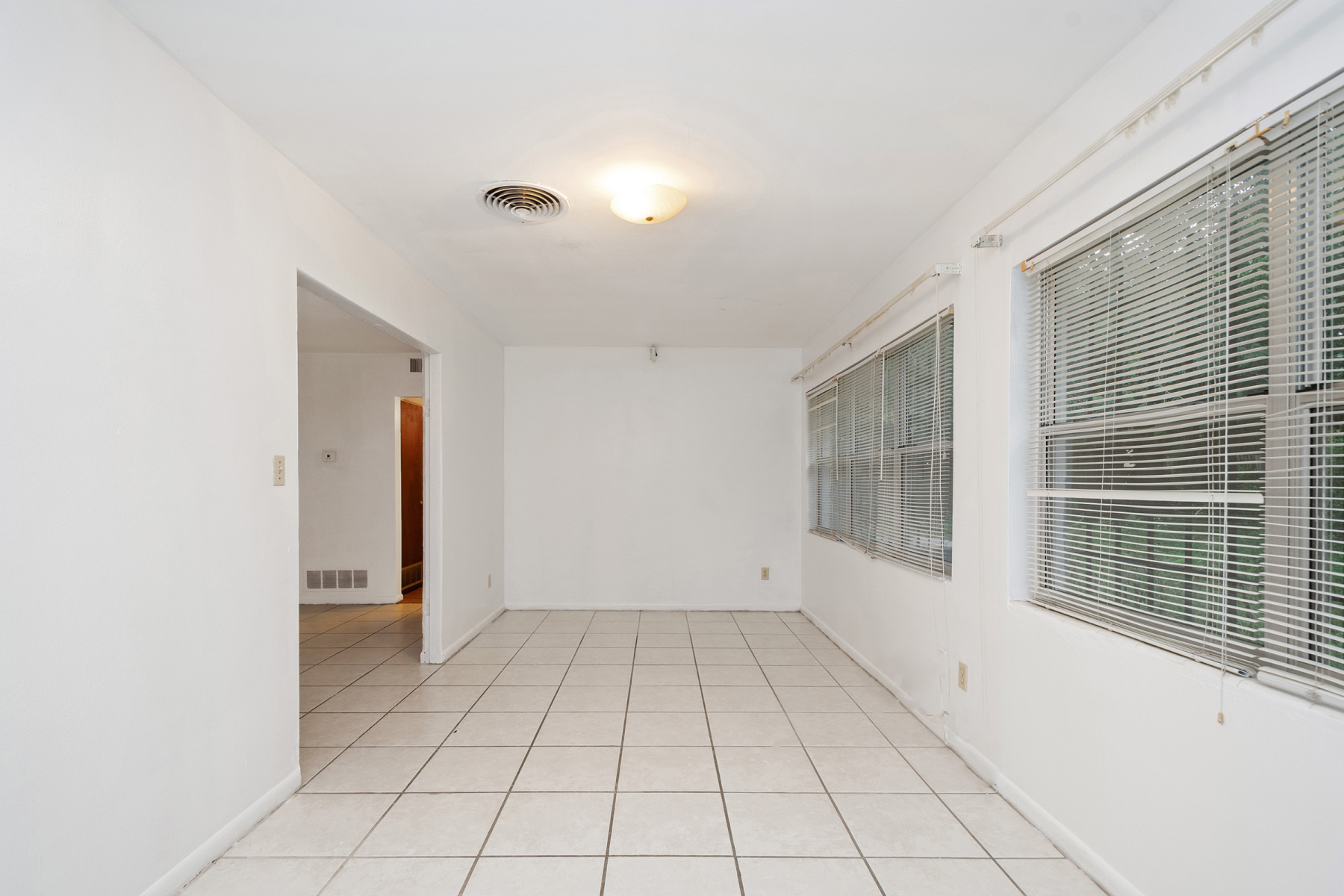 5608 perrine dr, orlando, fl 32808 5608 perrine dr, orlando, fl 32808