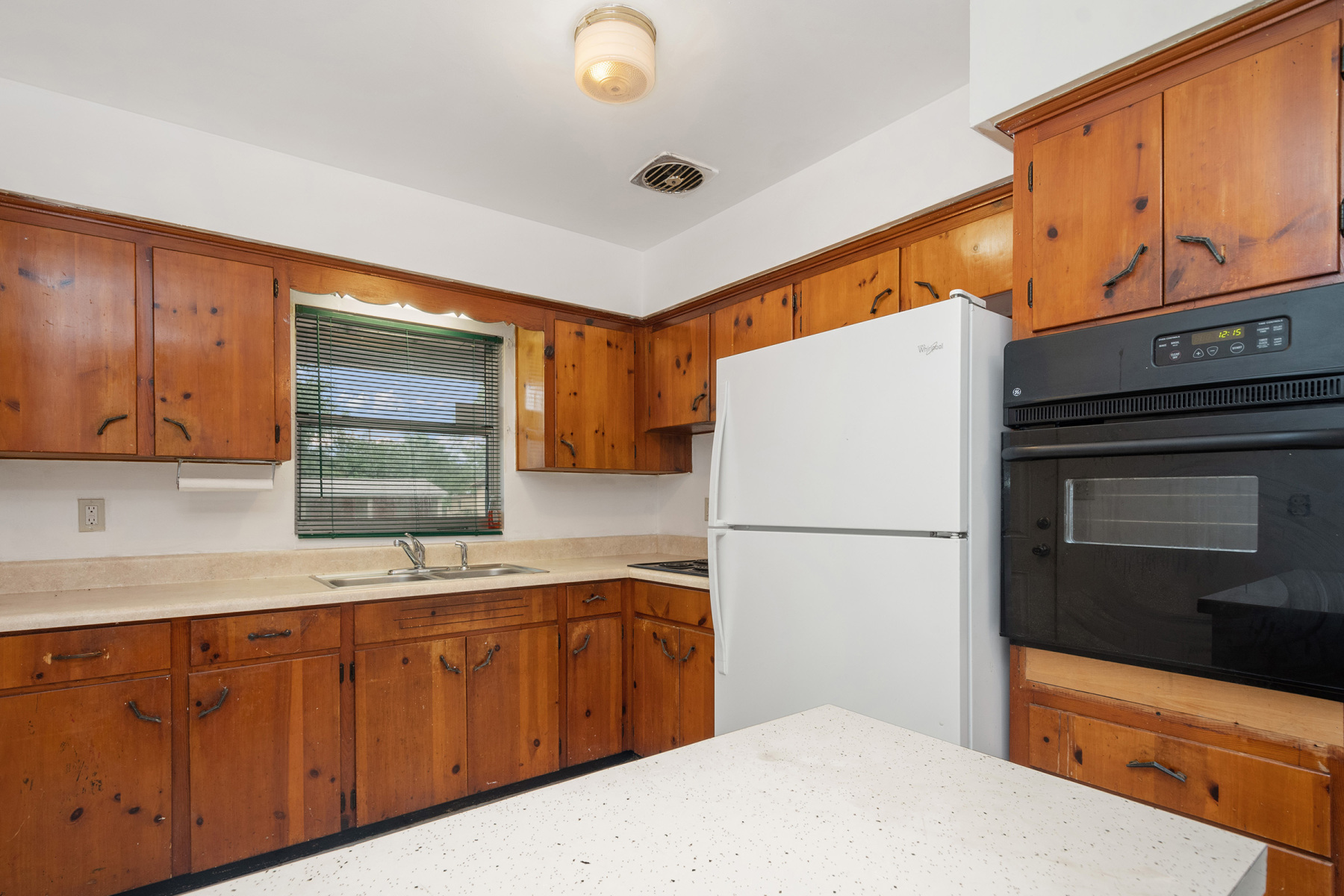 5608 perrine dr, orlando, fl 32808 5608 perrine dr, orlando, fl 32808