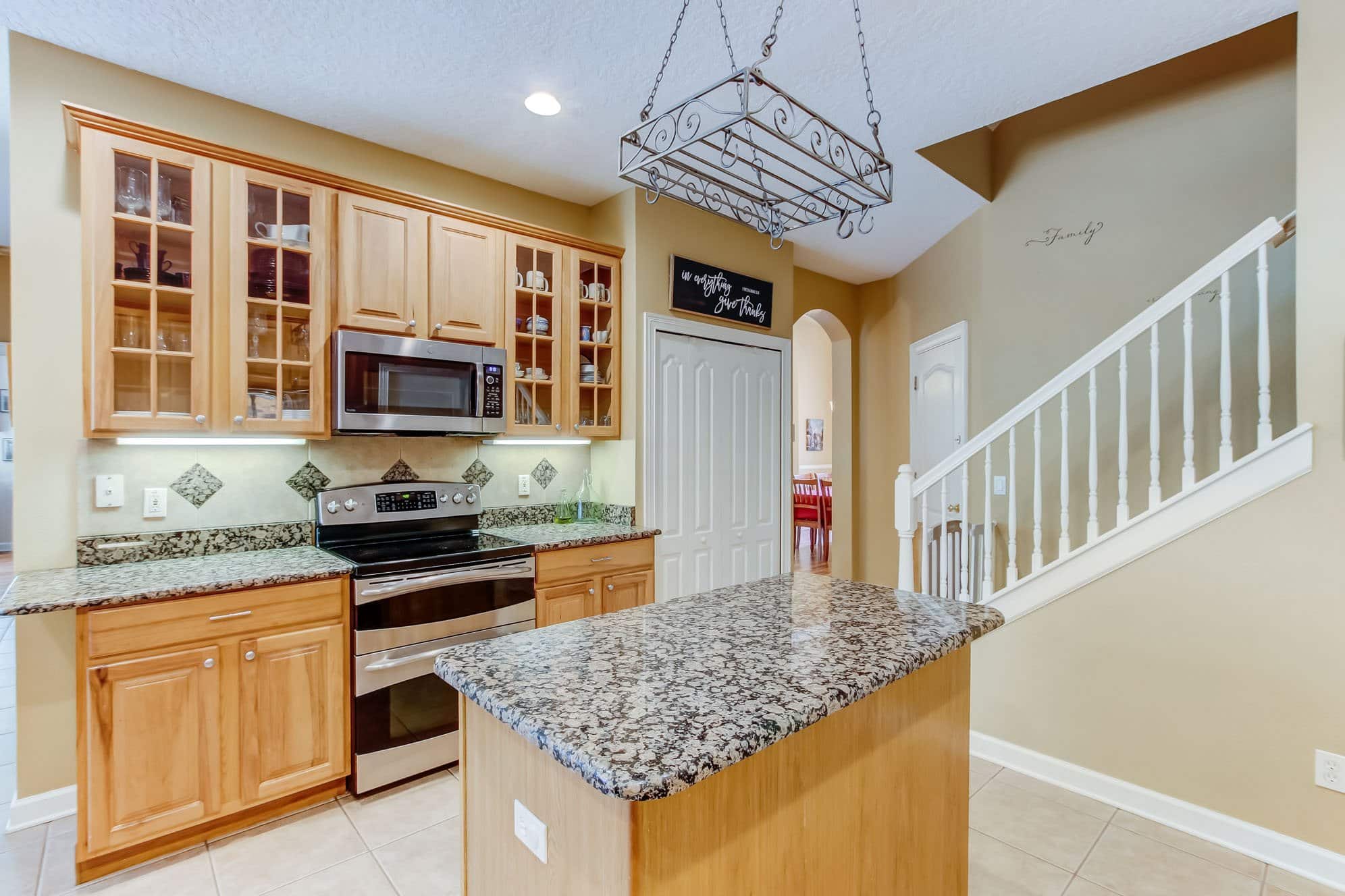 5687 Bear Stone Run, Oviedo, FL 32765 5687 Bear Stone Run, Oviedo, FL 32765